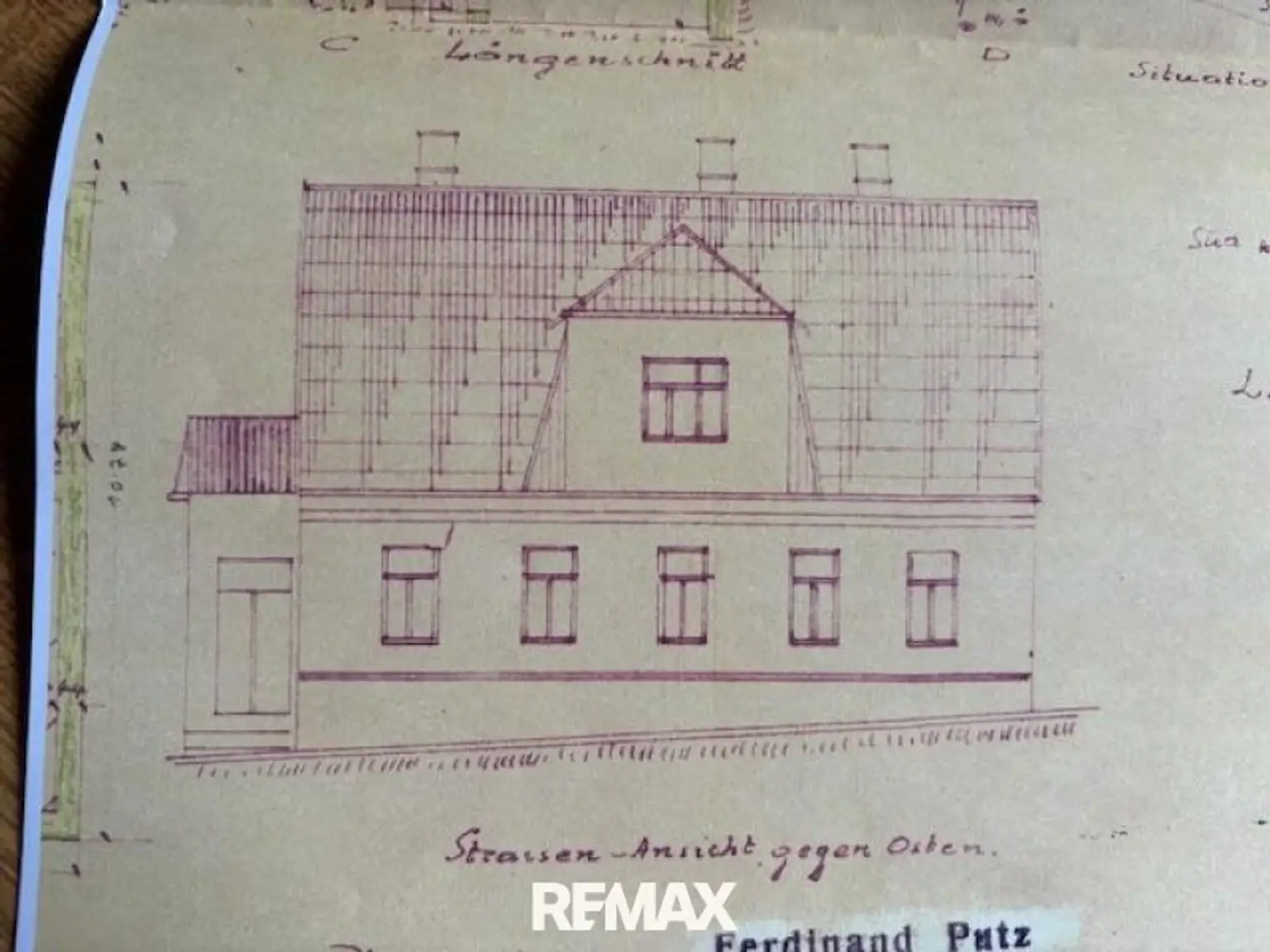 Straßenansicht