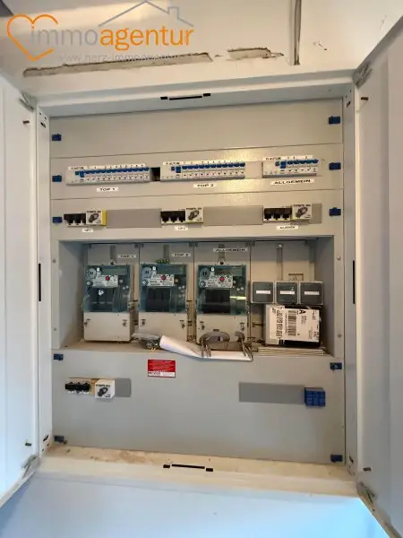 Gepflegtes Zweifamilienhaus mit stabilen Einnahmen & Potenzial, in Engelhartszell