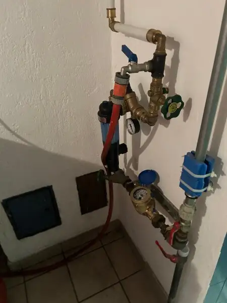 Eigennutzen oder Vermieten: Modernisiertes Zweifamilienhaus 195m² mit 6 Zimmern in verkehrsgünstiger Lage zur St Veiter Strasse , in Kärnten  € 419.000