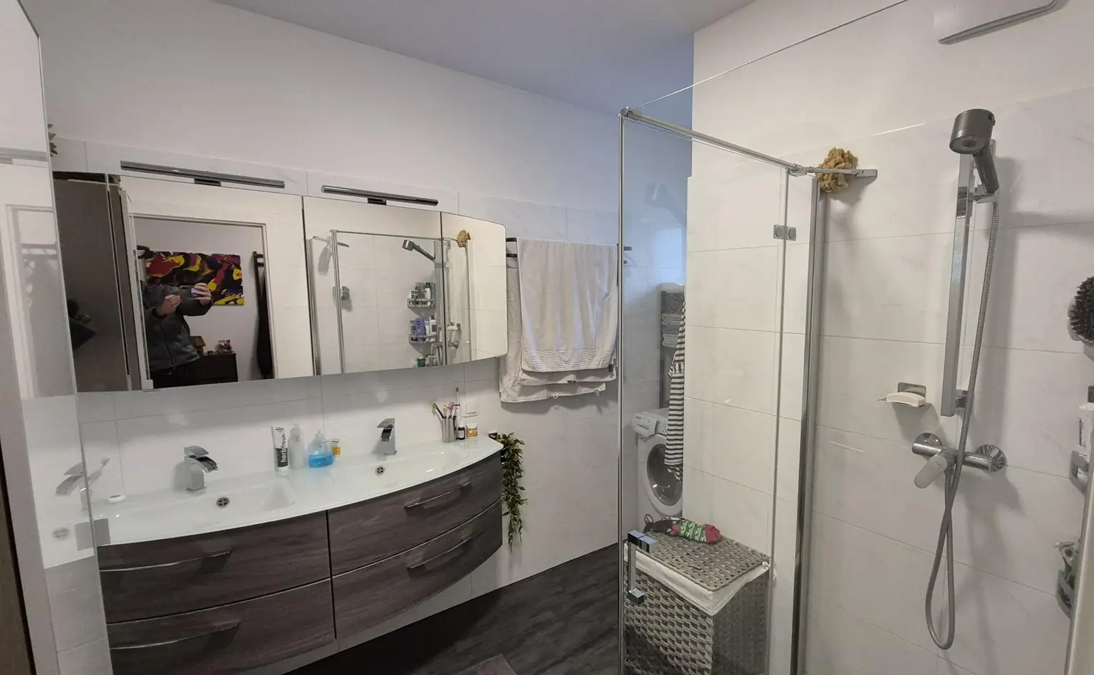 HELLE, FAMILIENTAUGLICHE WOHNUNG AM RIEDERBERG