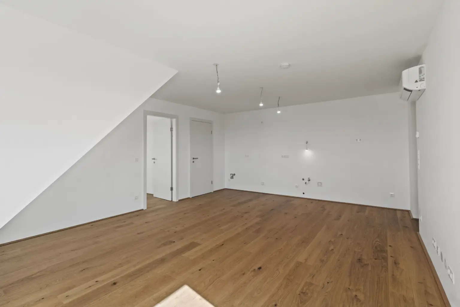 E | ++ GANZ OBEN ankommen ++ Dachgeschossjuwel im PROJEKT KARL74 | Prima Service Immobilien