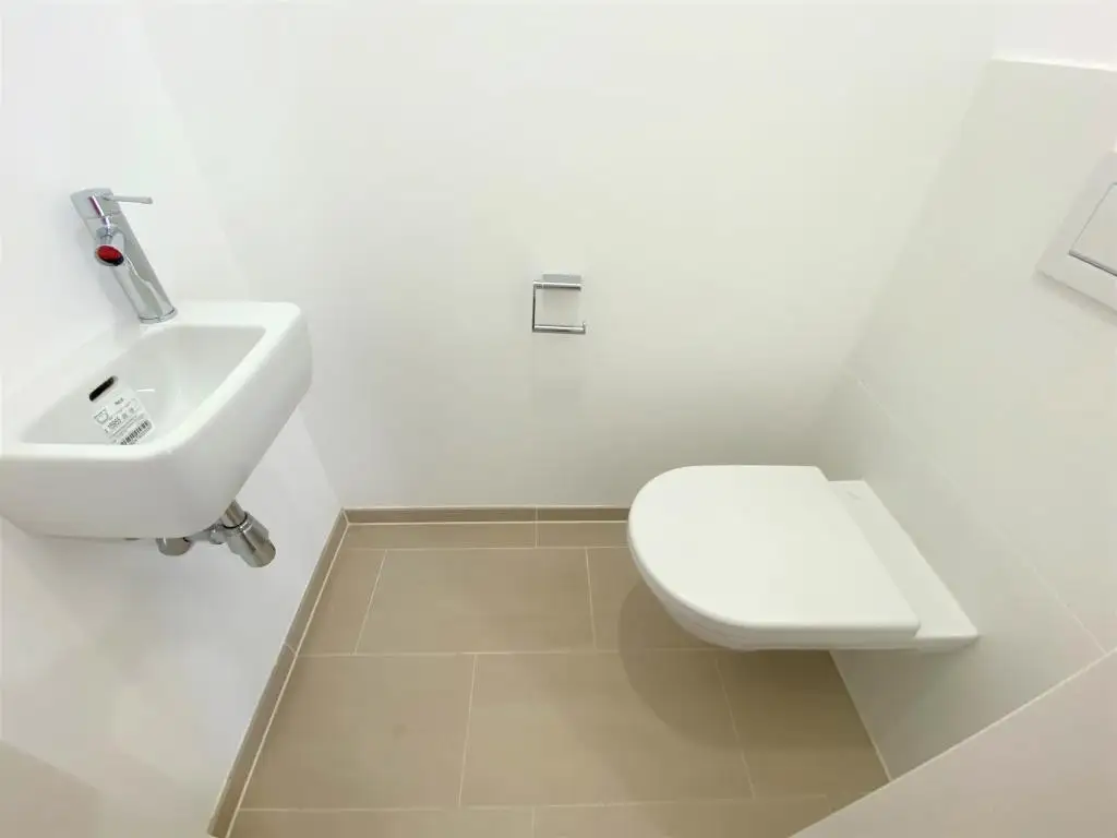 16m² Terrassenfläche!!! DG-Neubauwohnung in der Koloniestraße!!!