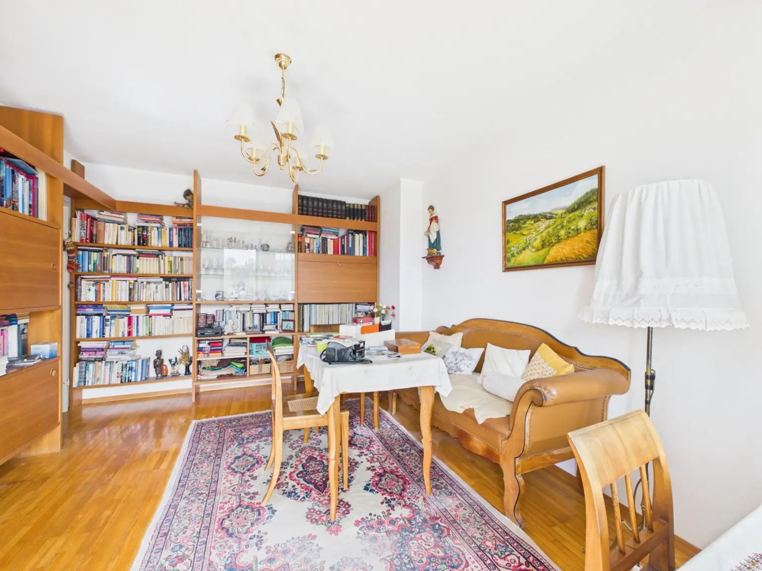 CAM04191G0-PR0088-STILL005