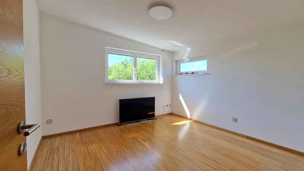 Ruhige Lage am Feld | Wolf-Fertigteilhaus in Holzriegelbauweise!