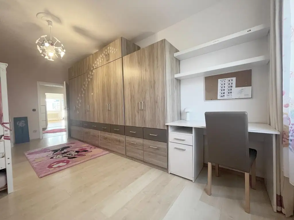 Sanierte 3-Zimmer-Neubauwohnung mit Loggia