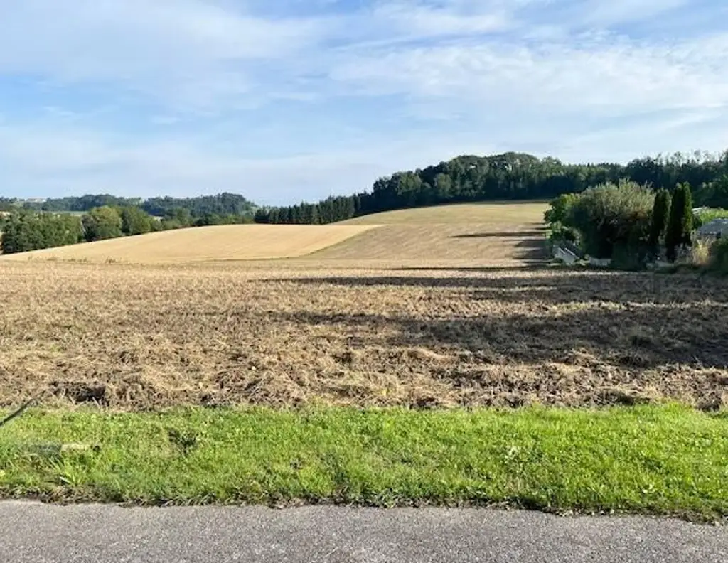 Baugrund in Naturlage mit Fernblick