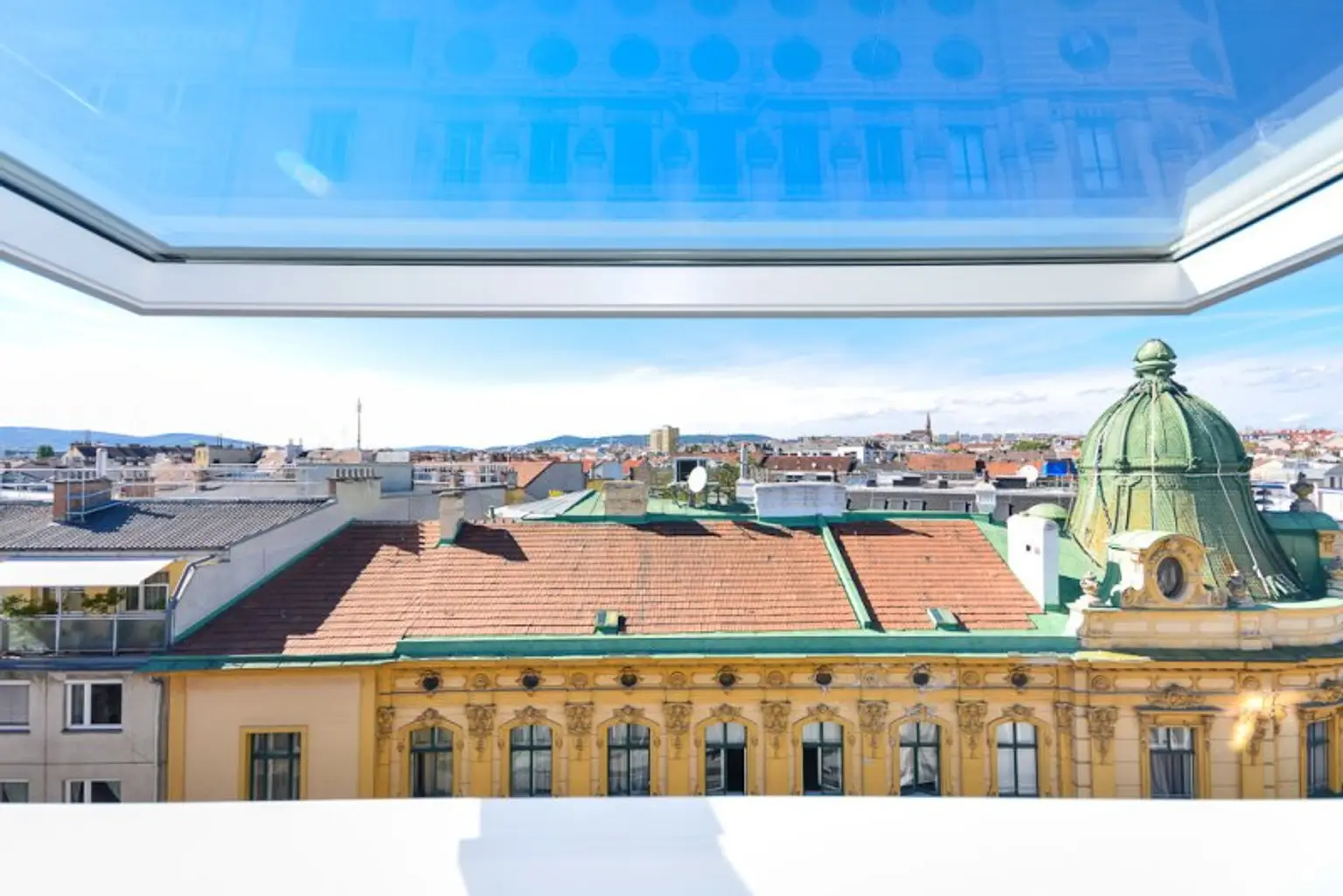 Moderne 2 Zimmer Wohnung mit großer Terrasse