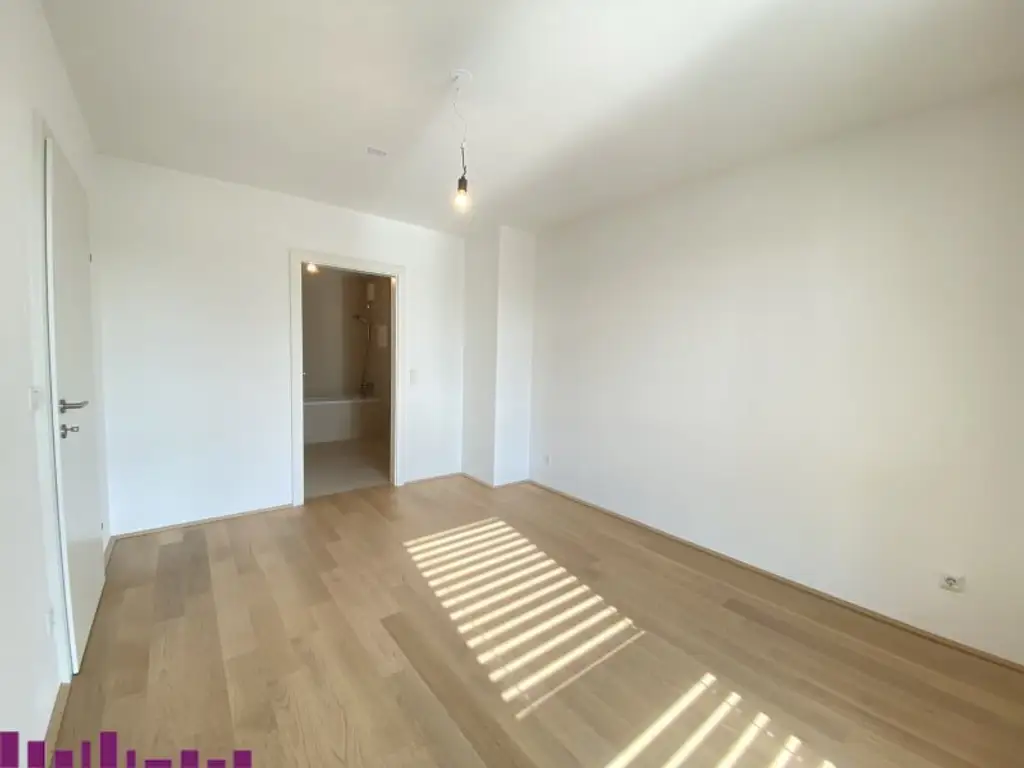 Großzügige 2 Zimmer mir riesiger Terrasse - hell und modern - super Lage!