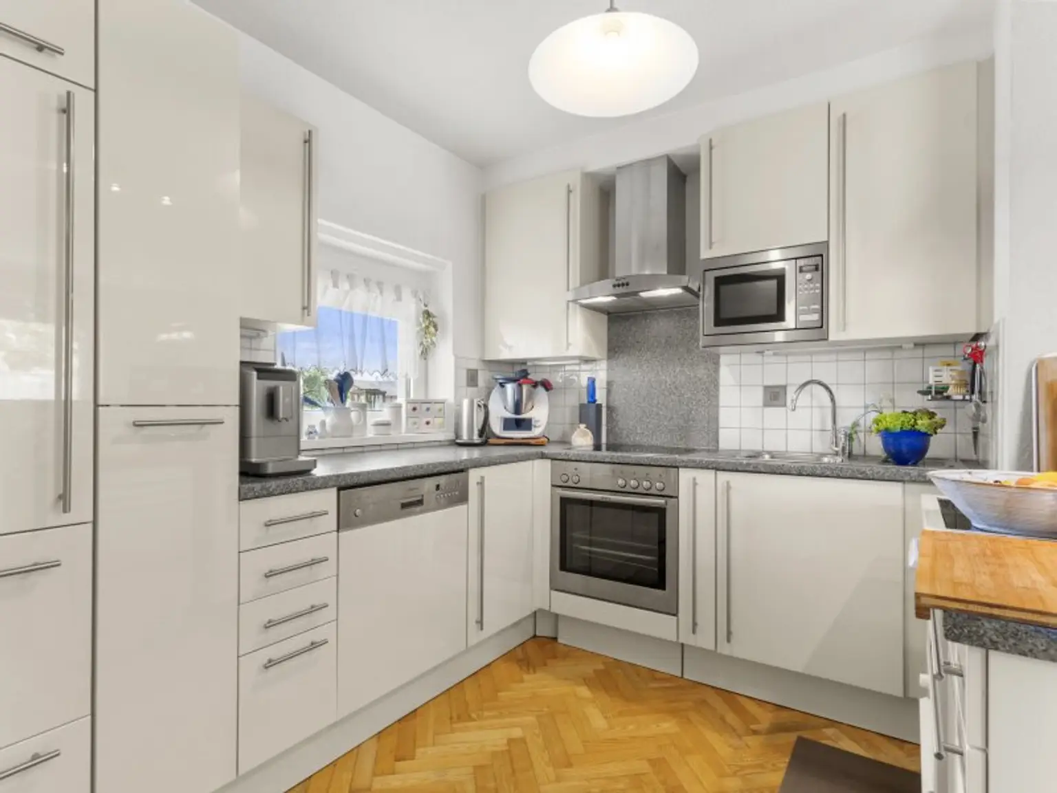 Tolles und schönes 150m² Einfamilienhaus mit Garage und Nebengebäude in Eberndorf