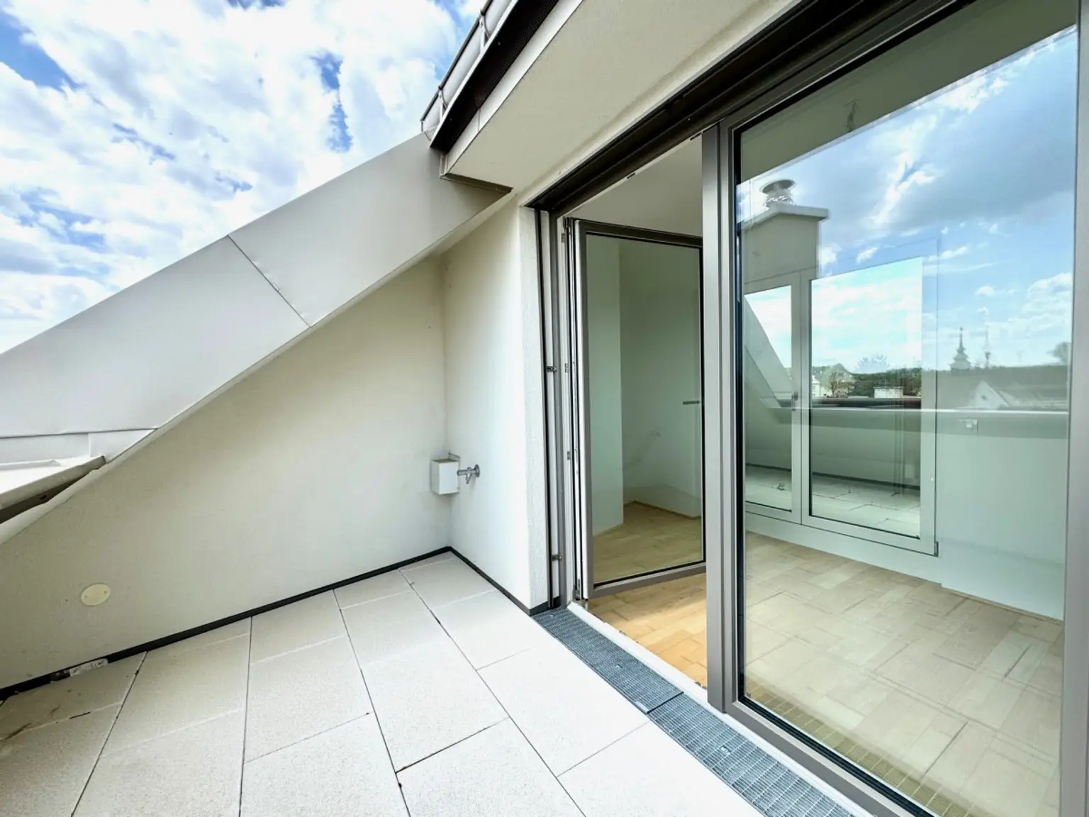 K | ++ NEU ++ Moderne WOHNUNG mit Galerie und PRIVATER TERRASSE | Prima Service Immobilien