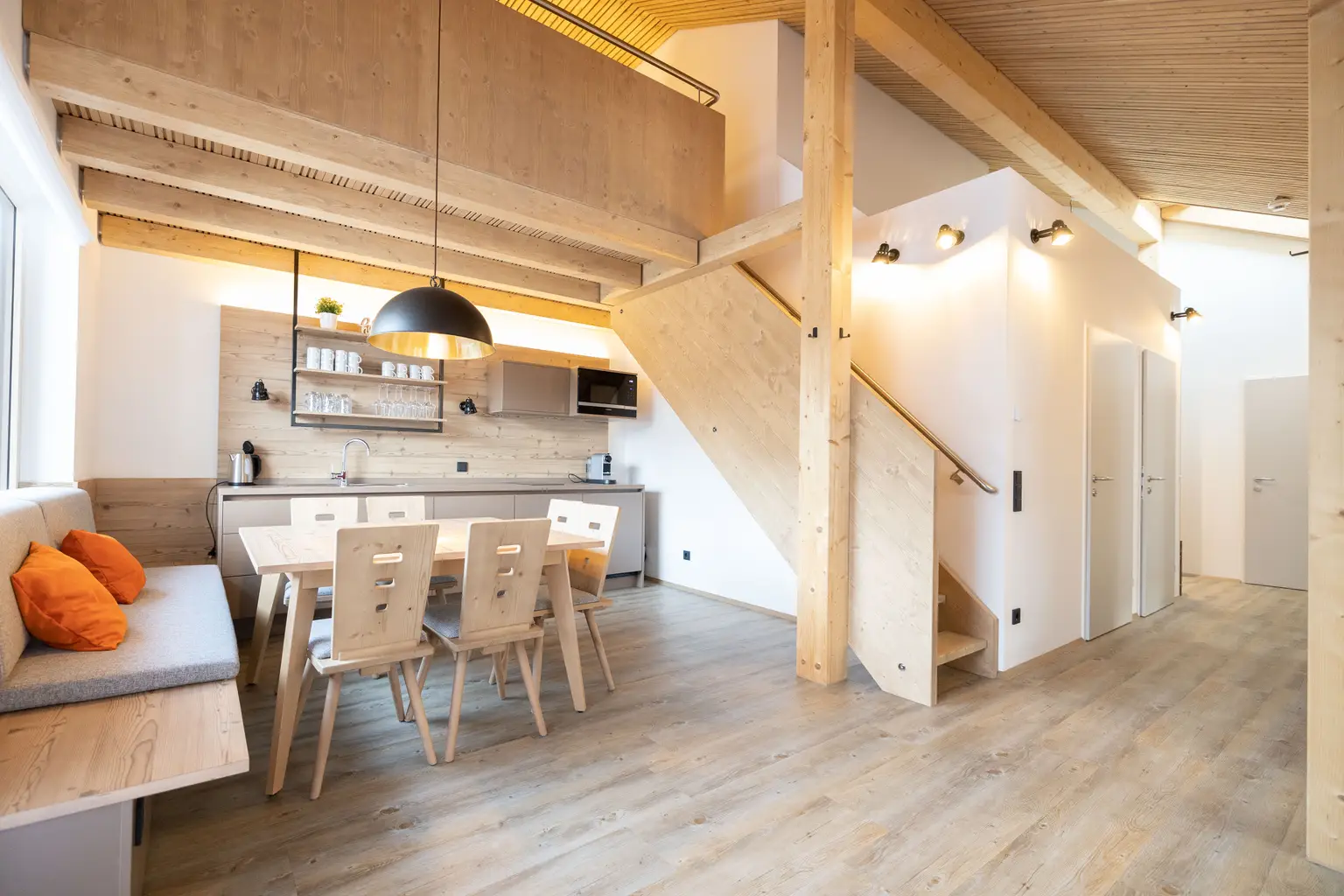Dormio_Aparthotel_Hinterstoder_Steyrursprung_Dining_Area_Kitchen_001.jpg