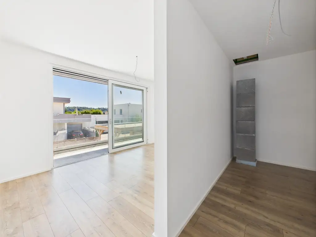Luxus trifft Technik: Erstbezug mit hochwertiger Ausstattung, Smart Home & Salzwasserpool in Wels-West