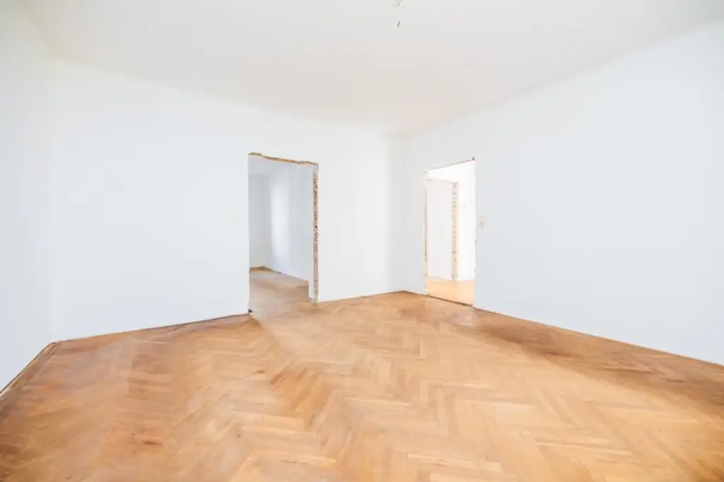 GEIDORF I ZENTRALE STADTLAGE I GRÜNBLICK I RUHIGES WOHNUMFELD I BADEZIMMER MIT DUSCHE UND FENSTER I PROJEKT WOHNEN I