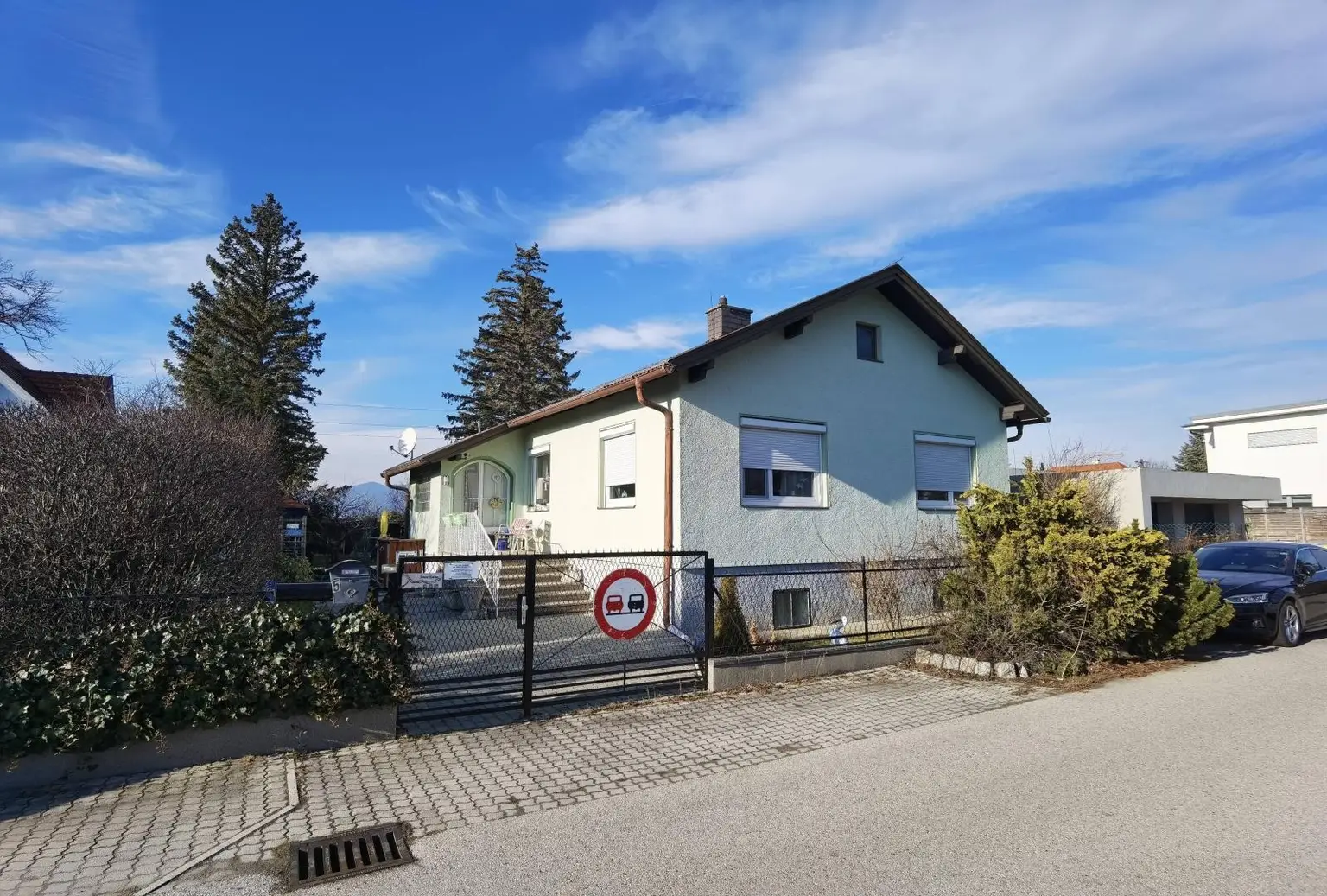 Anlageobjekt mit solider Jahresrendite – vermietetes Einfamilienhaus in ruhiger Lage!