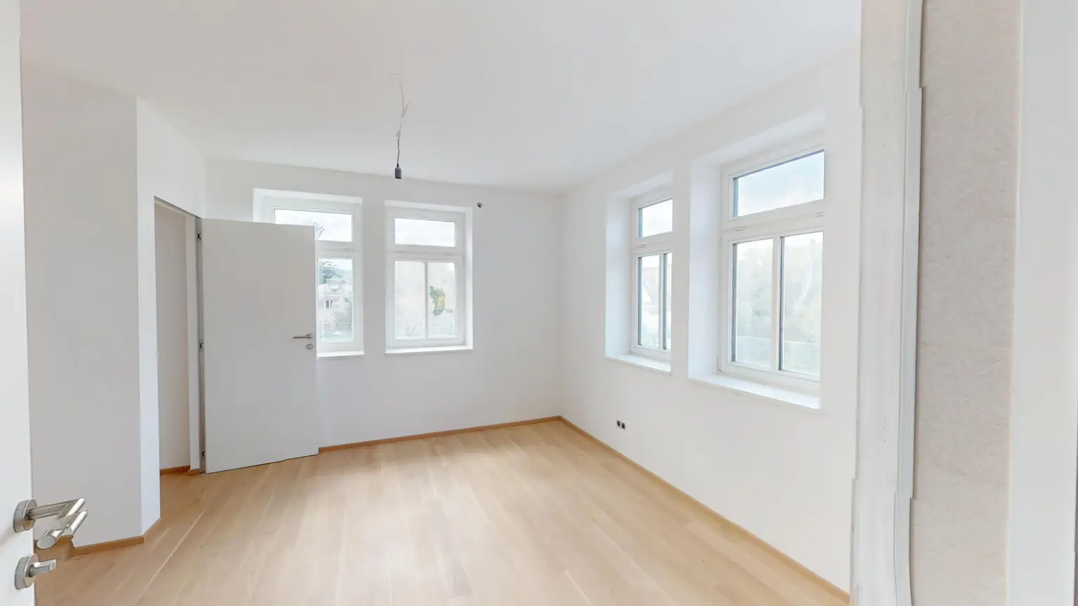 Traumhafte Dachwohnung im Altbaujuwel