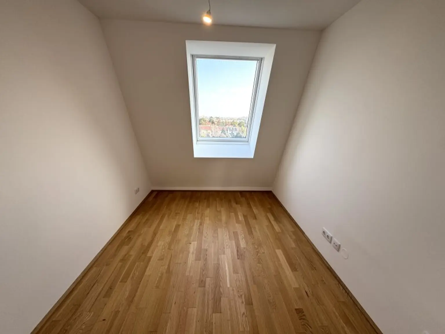 WOHNEN UND GENIESSEN IM SÜDWESTEN VON WIEN! PERFEKTE INFRASTRUKTUR – NÄHE SCHÖNBRUNN!