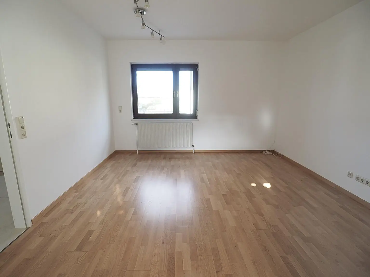 IDYLLISCHE LAGE NAHE "SCHILLERWASSER" BZW. "MÜHLWASSER"