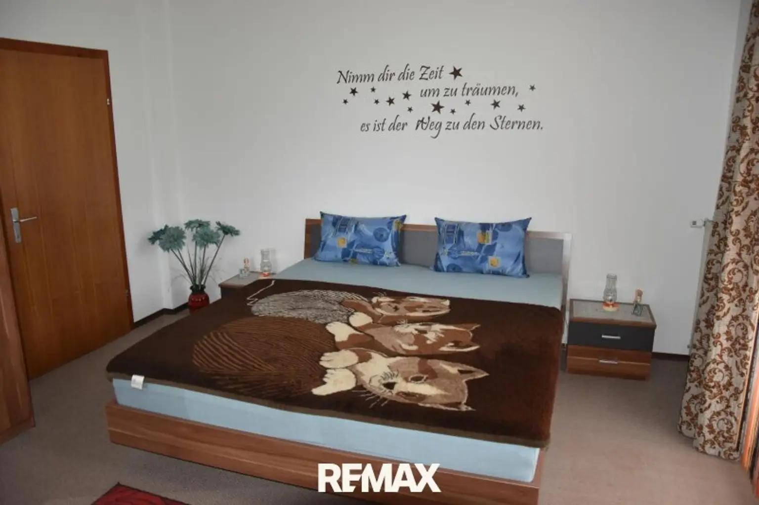 gr. Schlafzimmer