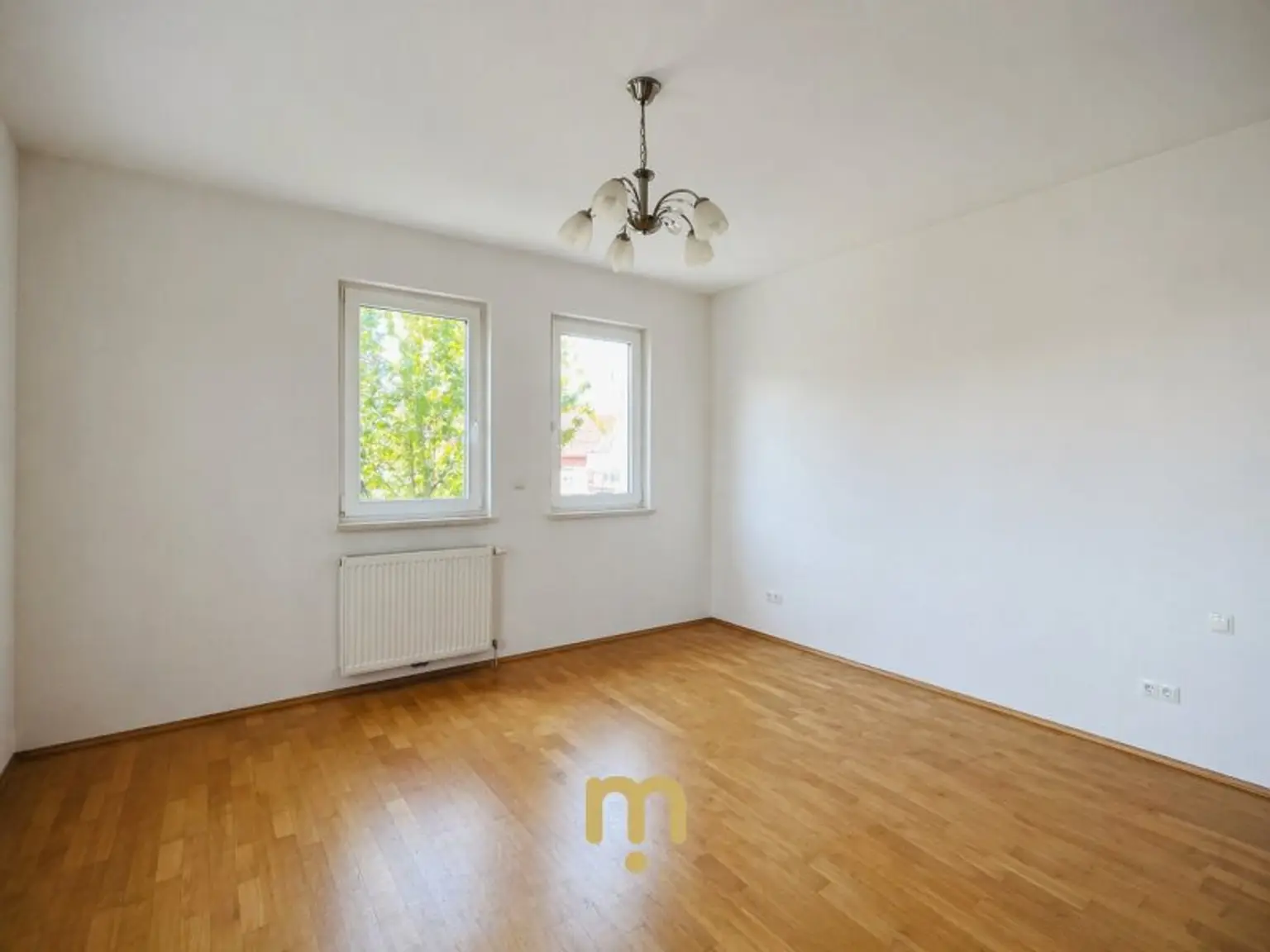 Einfamilienhaus mit 6-Zimmern plus Keller in Esslinger Ruhelage – diskret gelegen auf Eigengrund