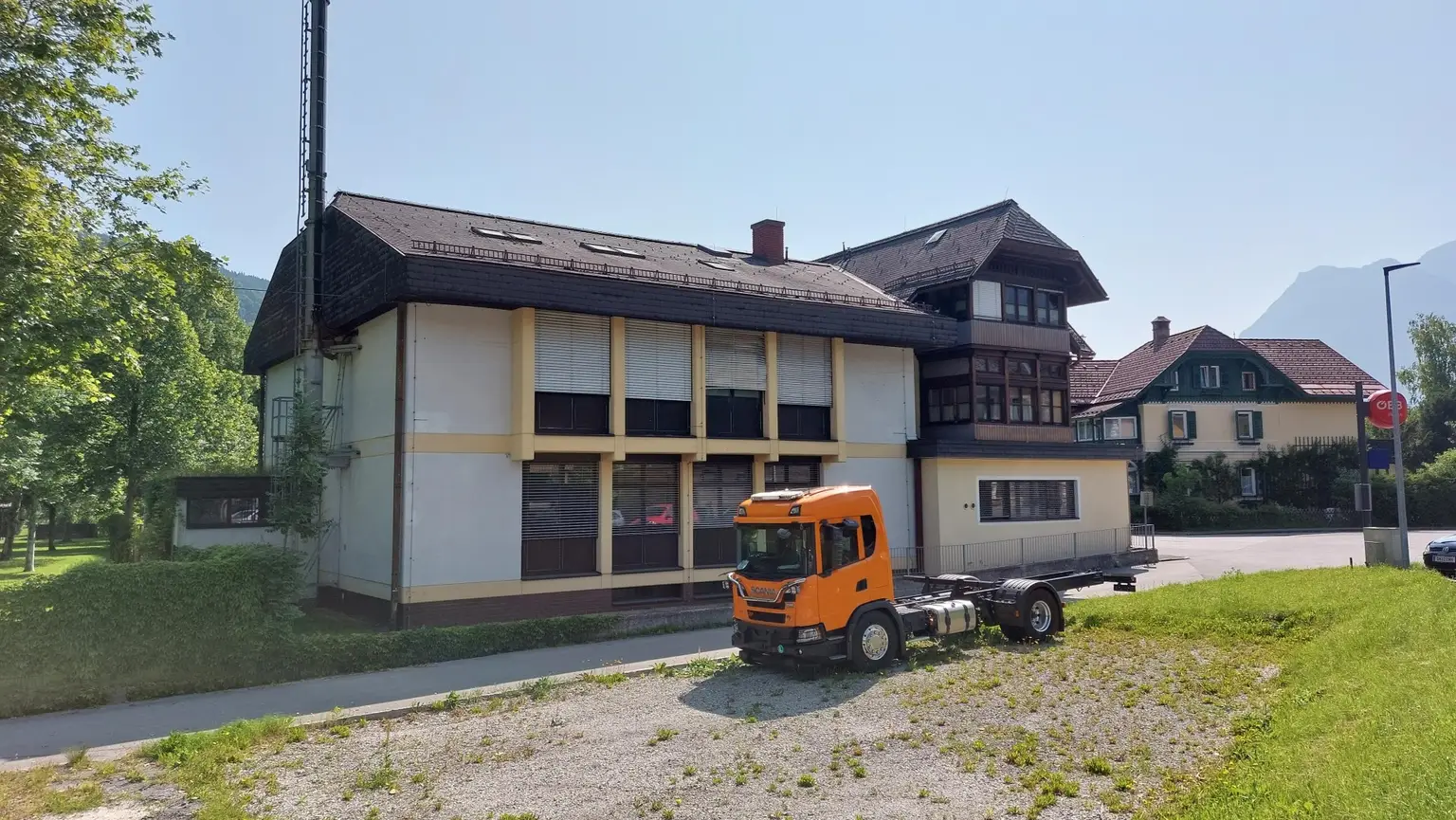 Geschäft oder Büro oder Wohnen im Postgebäude