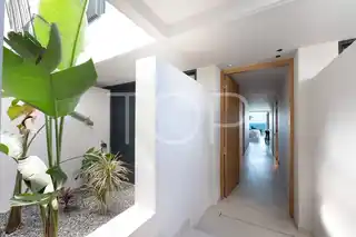 IIICONIC_ADEJE__058_CHE7515_Editar_medium-Bb4J2PcL