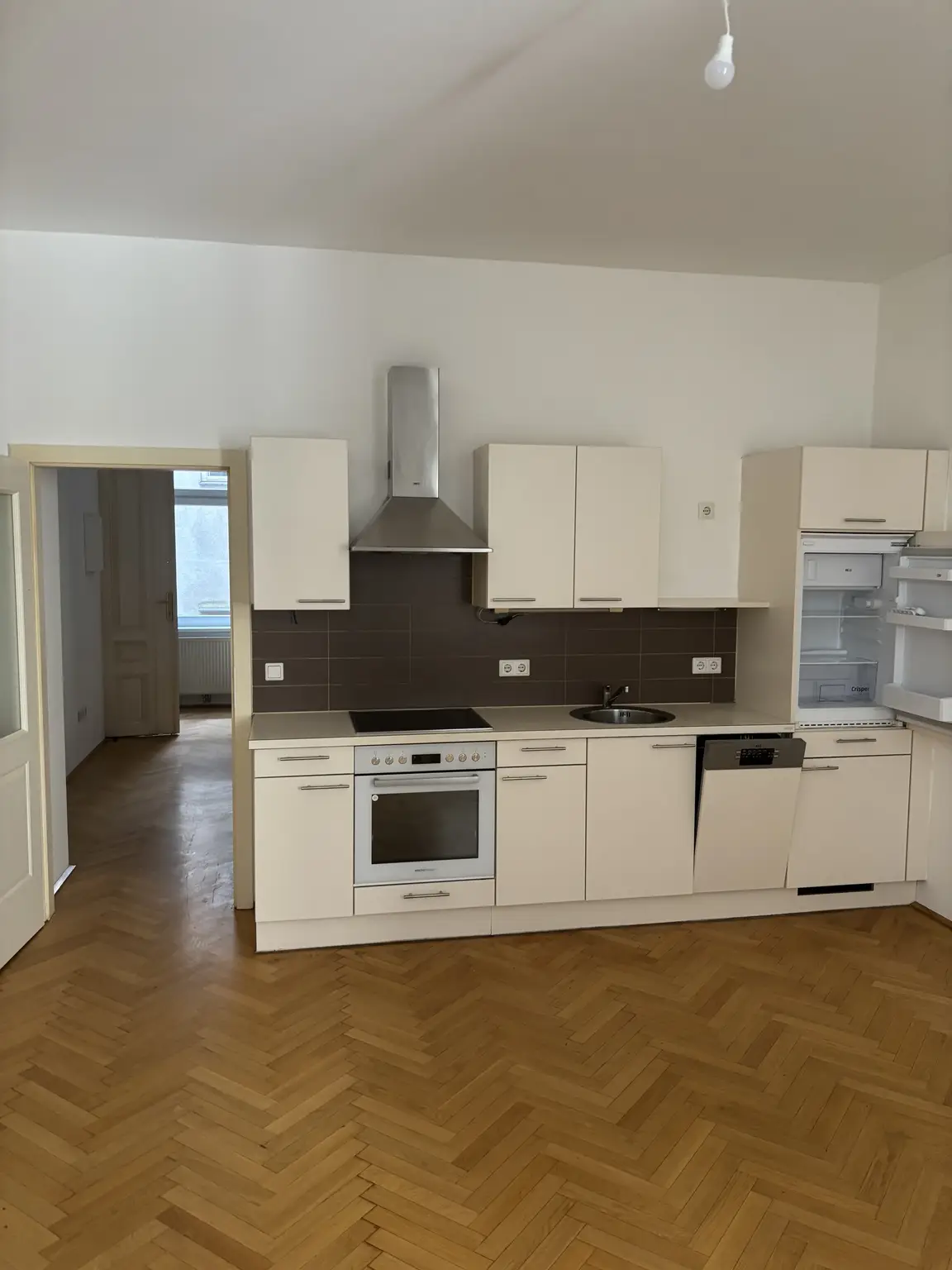 Sehr ruhiges  Altbauarpartment ca. 43m² in Toplage 1090 Wien !