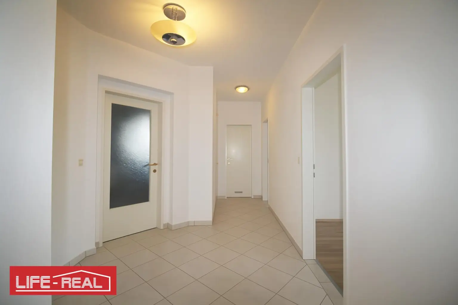 Kapitalanlage oder neues Zuhause! Großzügige 3,5-Zimmer-Wohnung mit Blick ins Grüne
