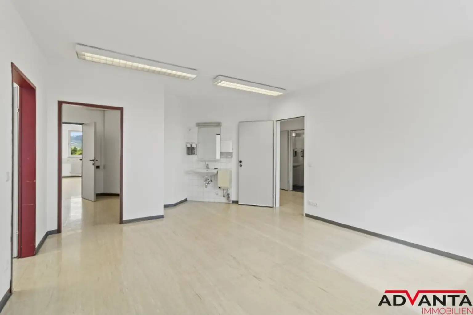 Ihr neuer Unternehmensstandort im 21. Bezirk – modernes Büro in Top-Lage