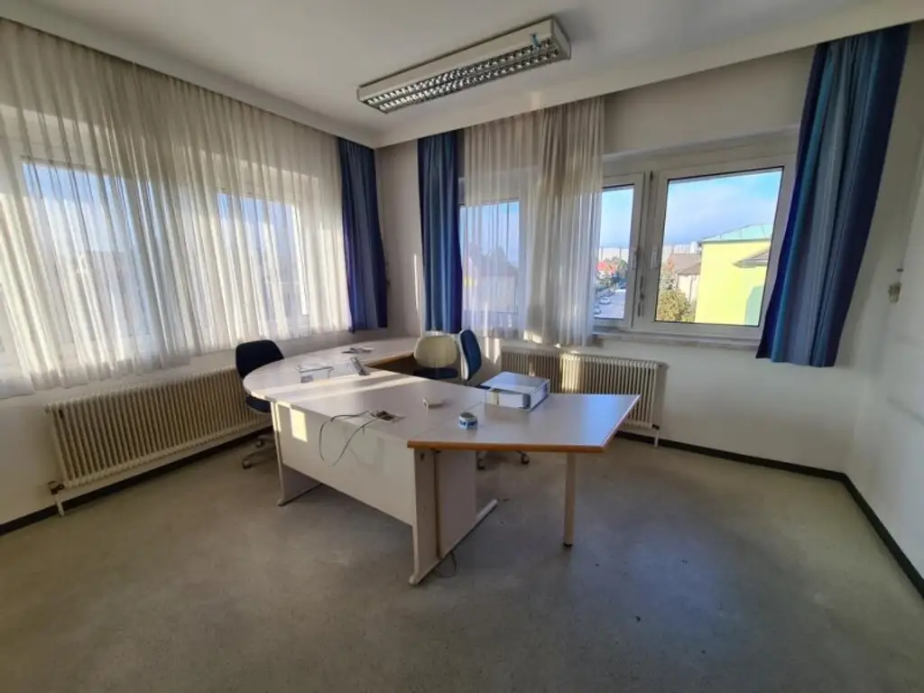 Flexible Lagerfläche - INZERSDORF
