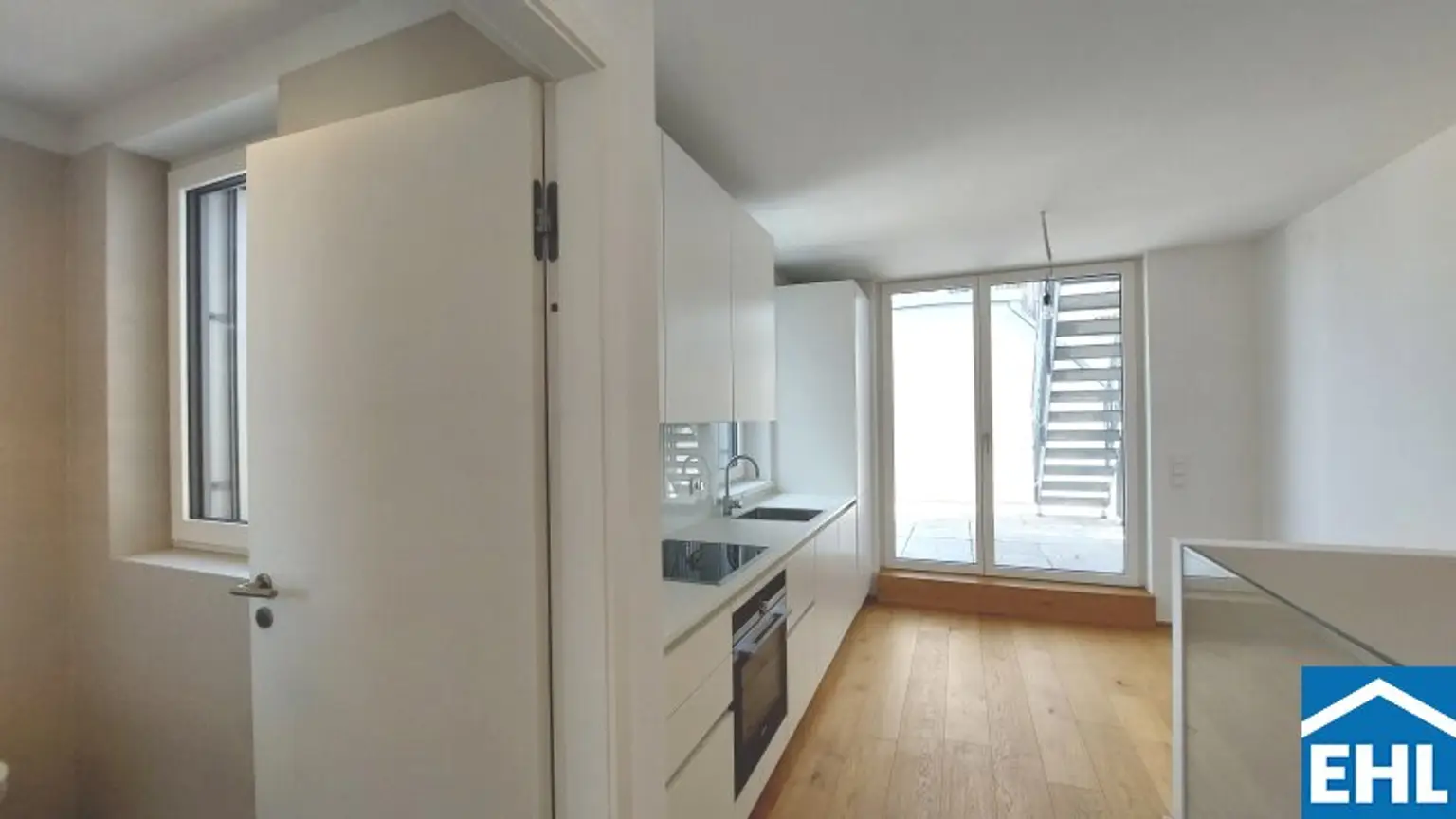 Traumhafte 3-Zimmer-Maisonette im Dachgeschoss mit Dachterrasse im Servitenviertel - U4 Nähe!