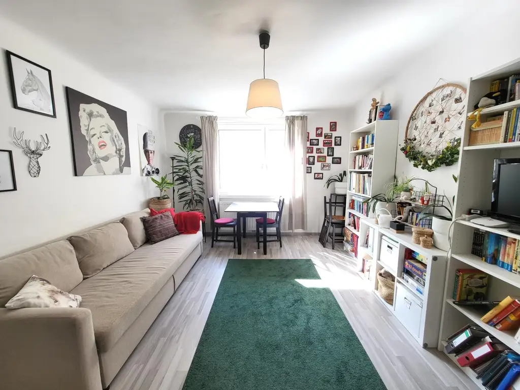 GEMÜTLICHE ZWEIZIMMERWOHNUNG MIT TOP ANBINDUNG