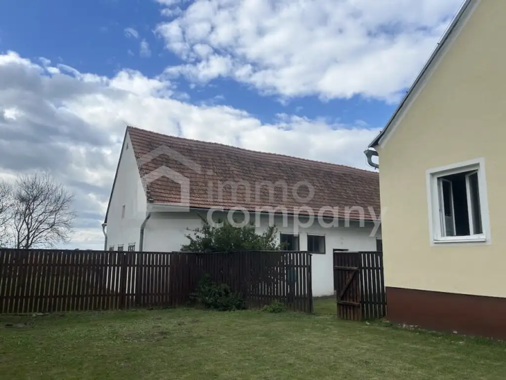 Schöner Hof - gute Substanz - Grundzukauf möglich