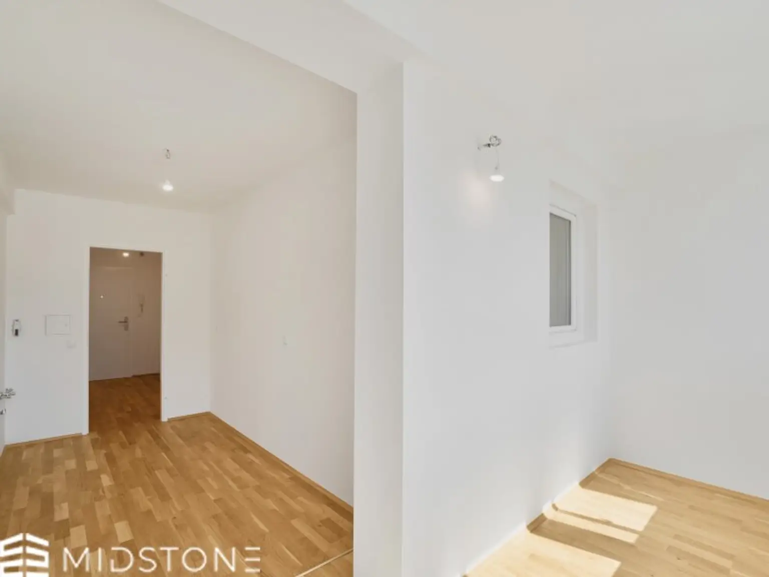 **4,8 % Nettorendite** 3er WG-HIT PROVISIONSFREI – Vollrenoviert mit Loggia und TOP Anbindung in Hernals
