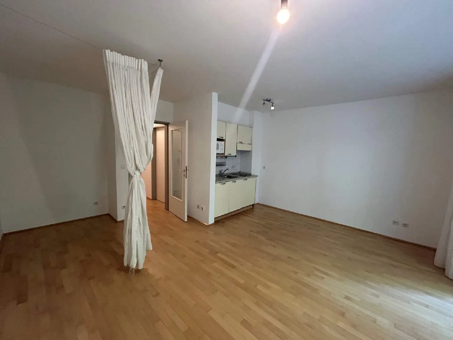 Wohnraum II