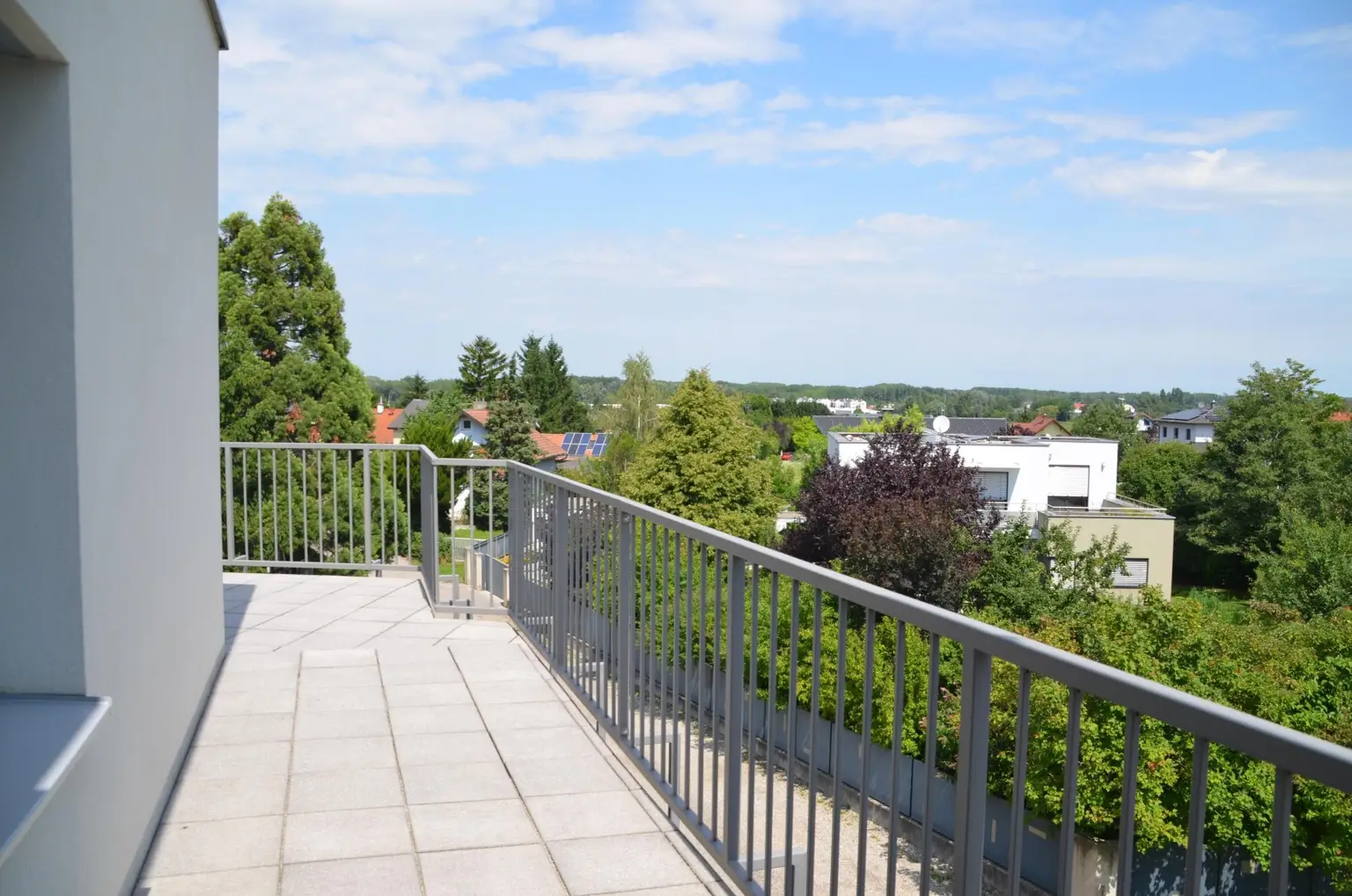 "Erstbezug! Dachterrassenwohnung in Wördern mit Fernblick"