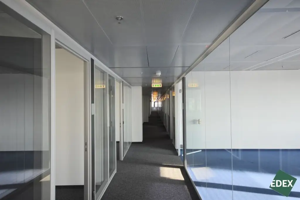 Modernes Arbeiten im Ares Tower!