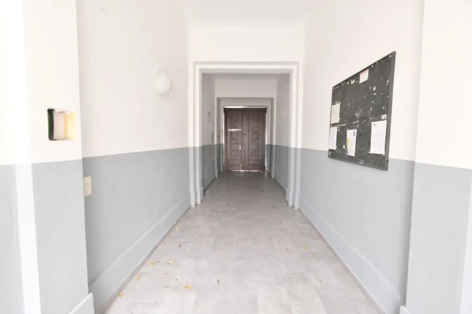 Nähe Innenstadt, Radetzkyplatz, UNBEFRISTETE Dachwohnung 3 Zimmer