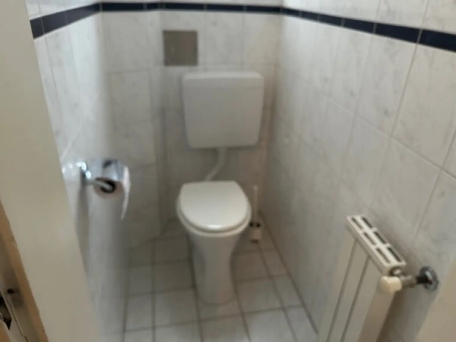 Charmante, möblierte Altbauwohnung - ideal für Studenten!