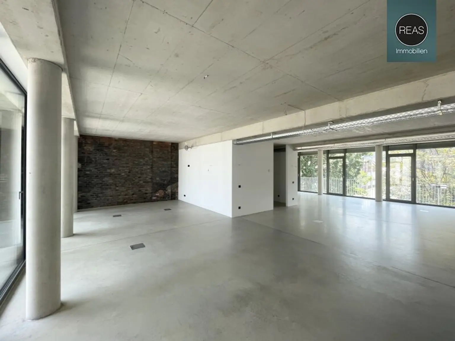 Loft - Anlagepaket mit 6,5% Rendite in der historischen Brotfabrik Wien!