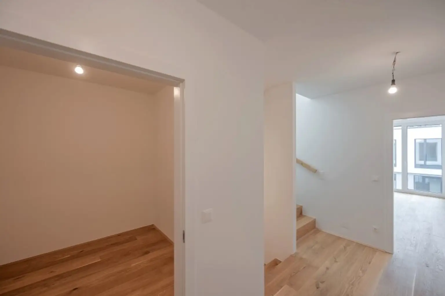 ***NEU***Townhouses in bester Lage mit Garten und Dachterrasse!