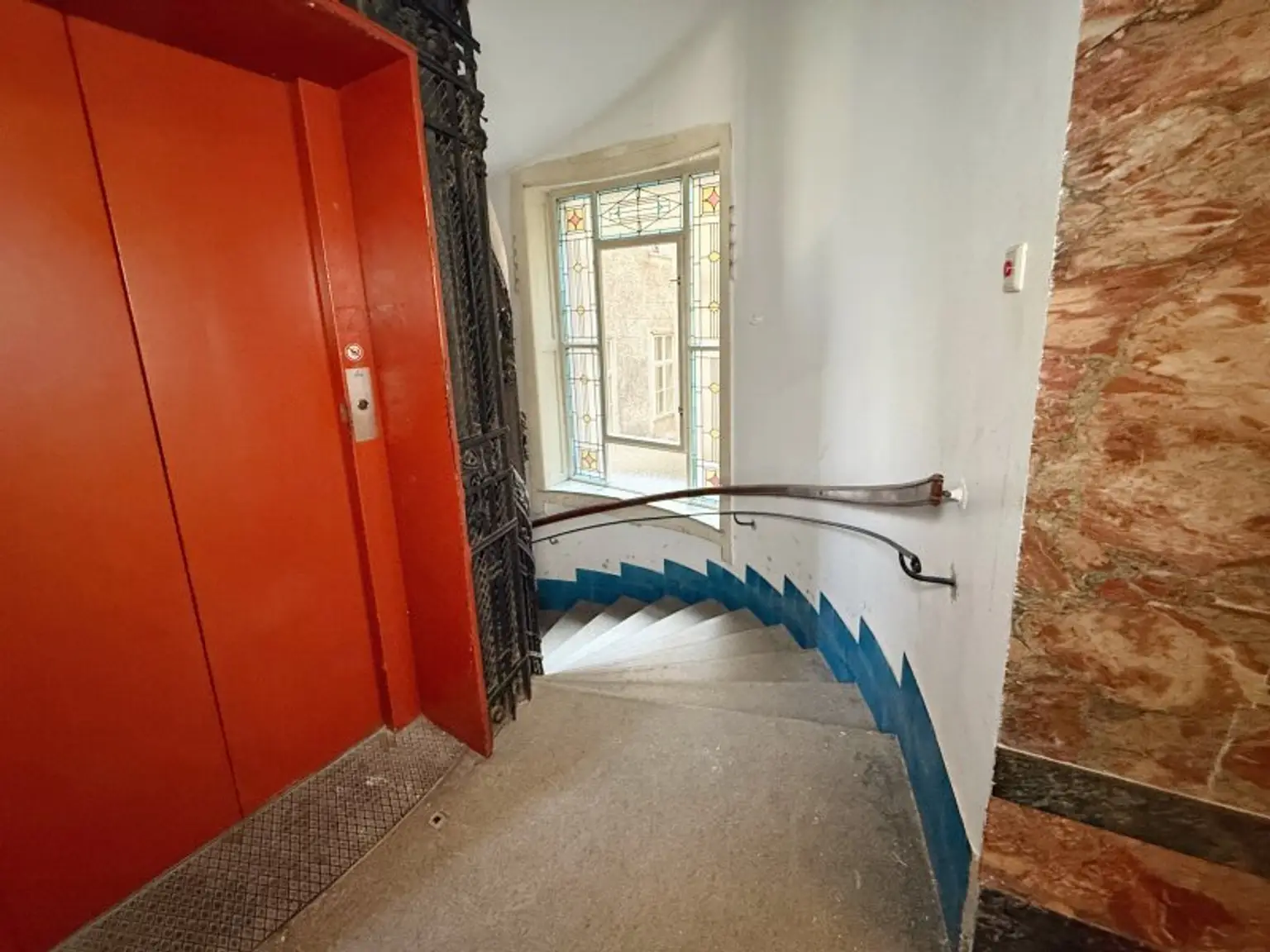 4-Zimmer-Wohnung in zentraler Lage Wiens – ideal geeignet als WG für 3 Studenten