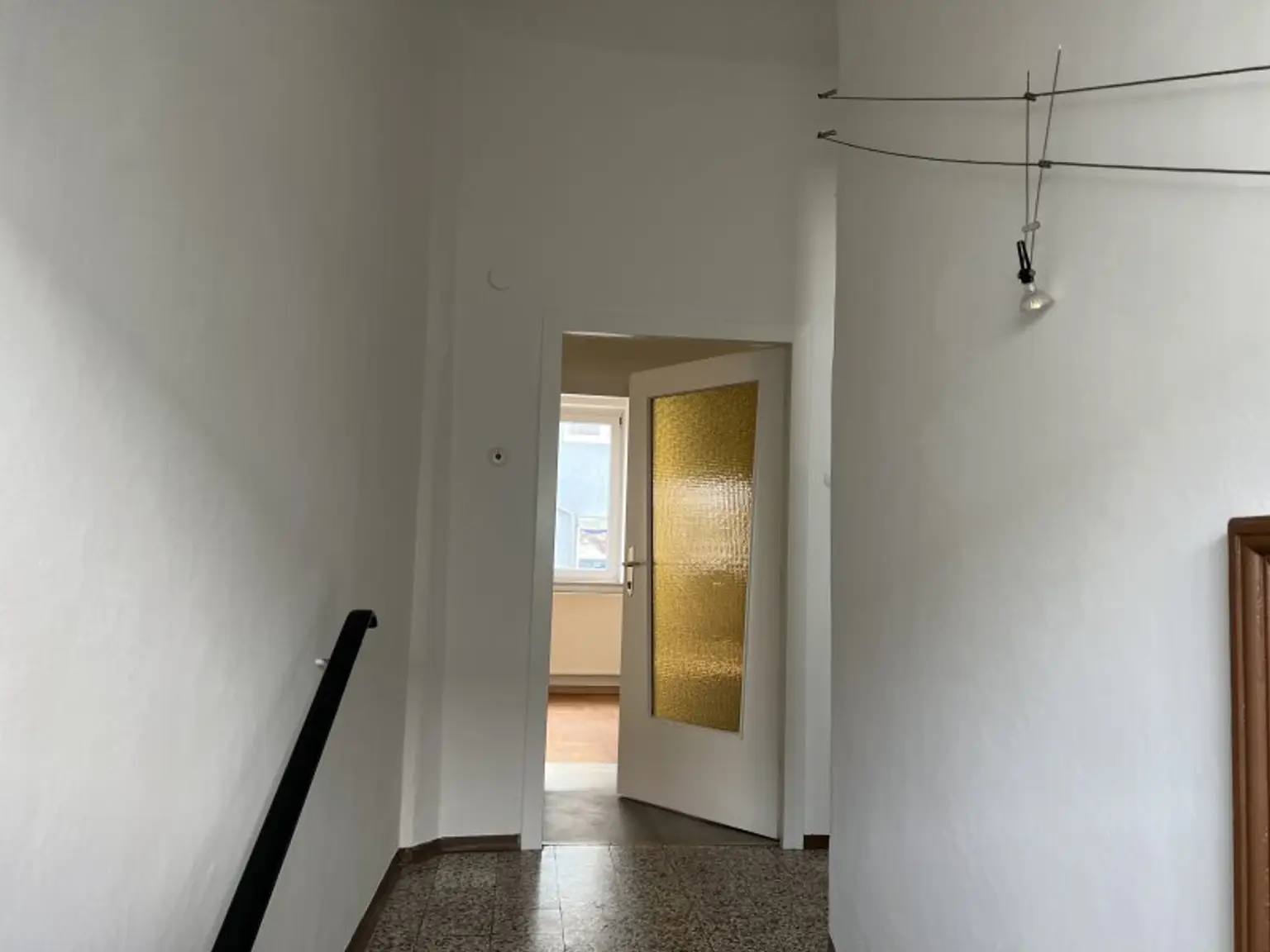 Top sanierte 4-Zimmer-Wohnung in der Neustadt - fußläufig zum Bahnhof und Krankenhaus!