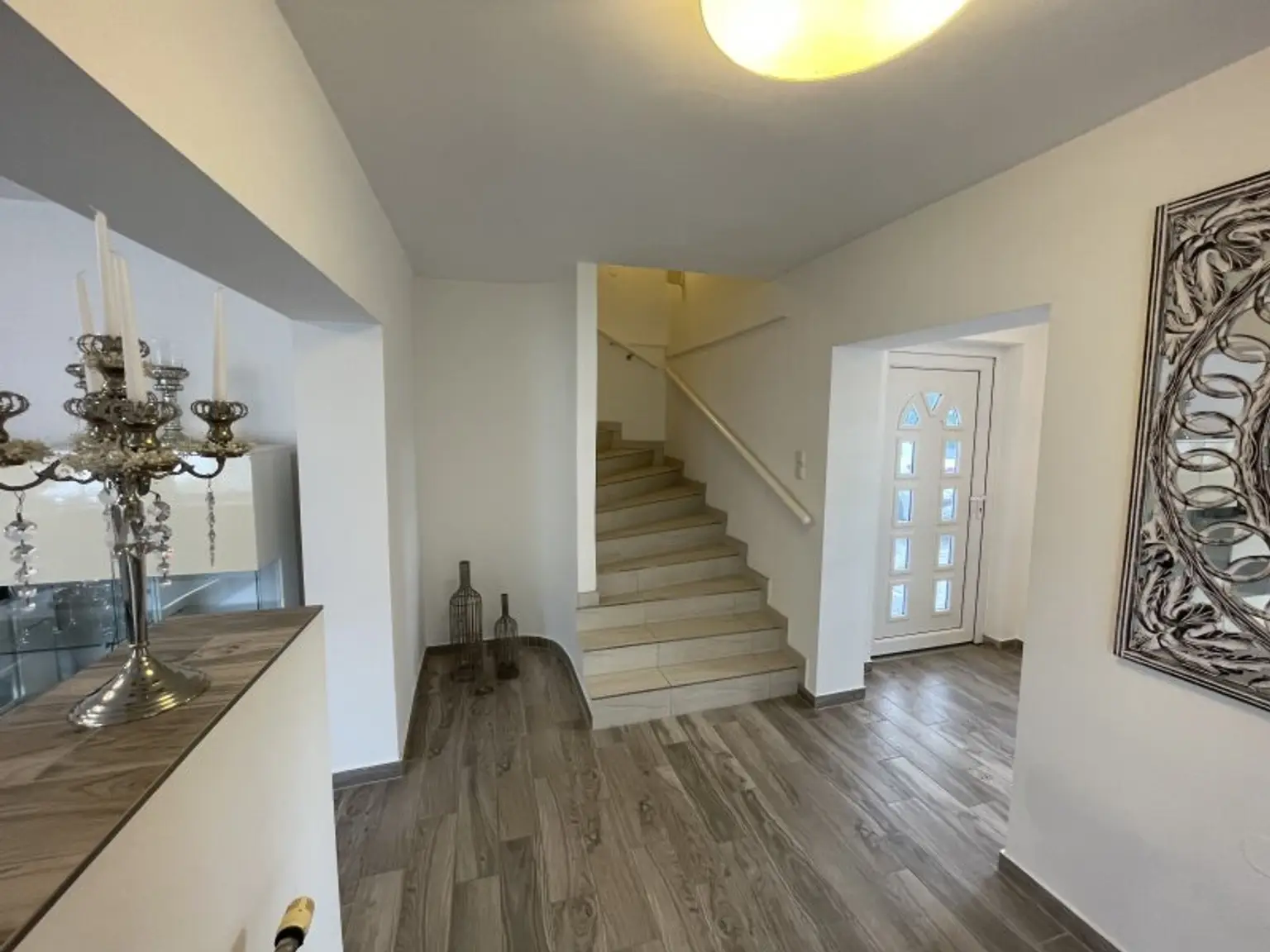 TOP-LIEGENSCHAFT MIT LUXUIÖSEM HAUS UND 2.568 m² GRUND - GRÜNRUHELAGE!