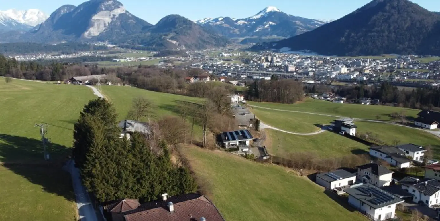 Angerberg: 3 Wohneinheiten in einem Haus zu verkaufen