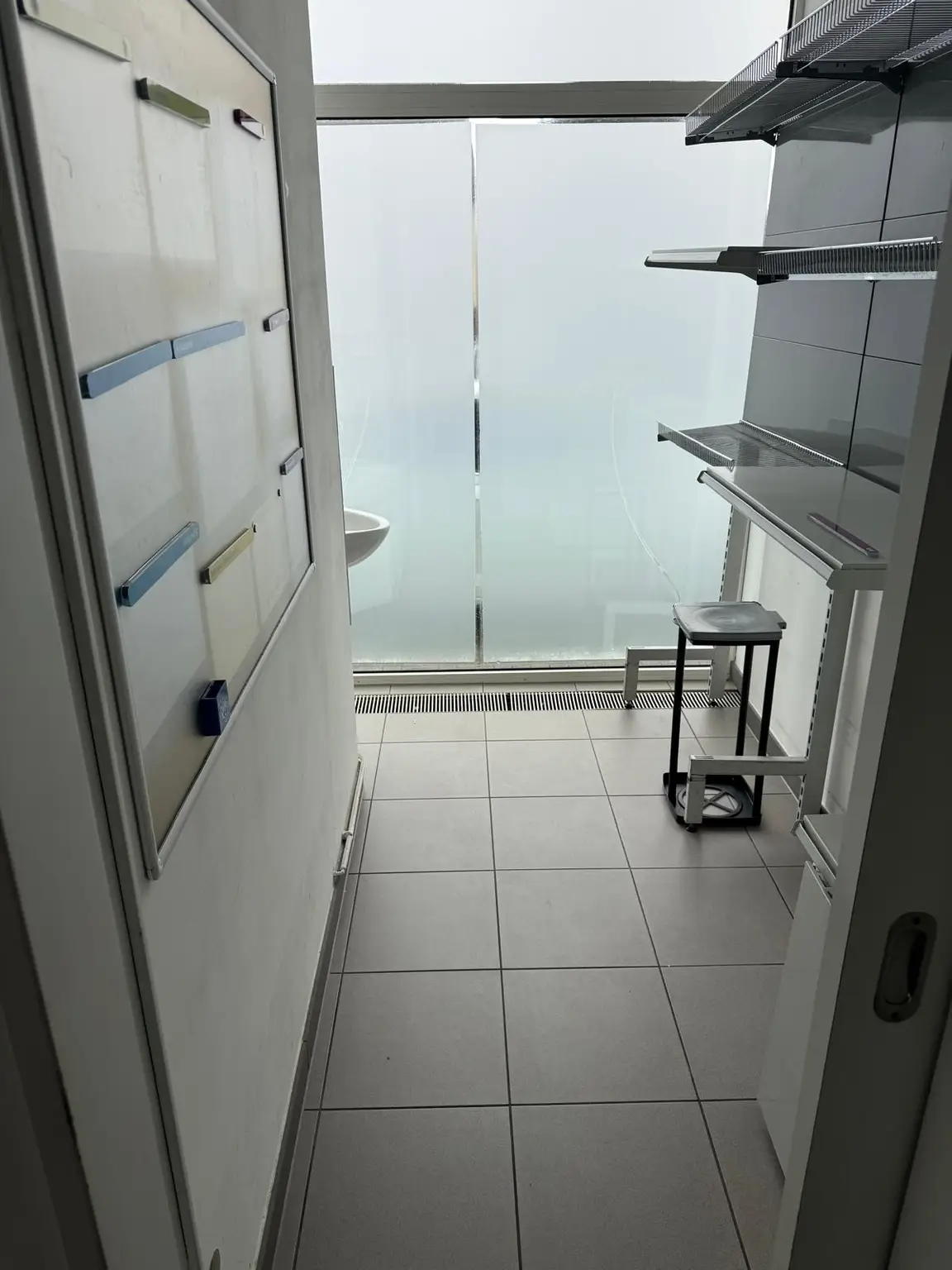 Büro- oder Servicefläche...! VIELSEITIG  nutzbar -   in sehr gepflegtem Umfeld zu VERMIETEN...!