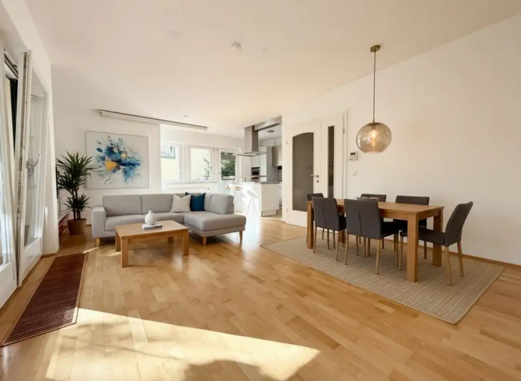 absolute Ruhelage: Helle, sonnige 3 Zimmer Wohnung mit Balkon und Terrasse in Grünlage Ober St.Veits 1130 zu mieten!