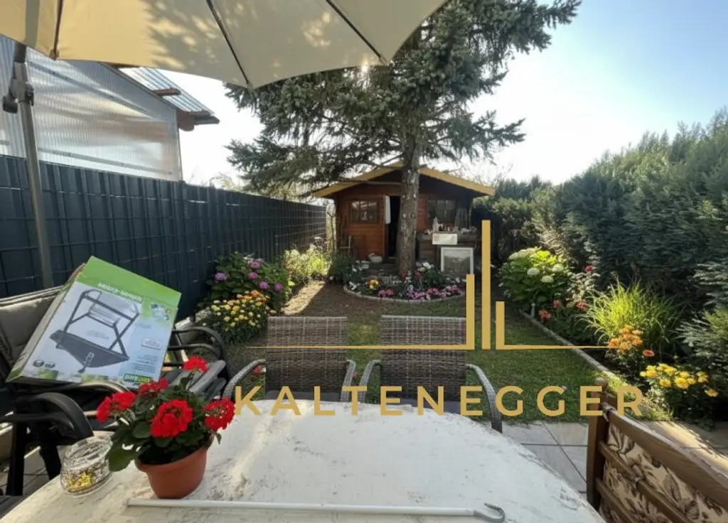 Renovierungsbedürftiges Reihenhaus in Top-Lage