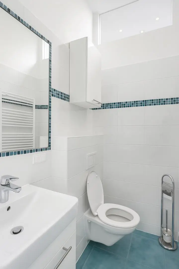 Stilvolle Altbauwohnung mit Balkon in begehrter Lage des 18. Bezirks – unbefristete Miete