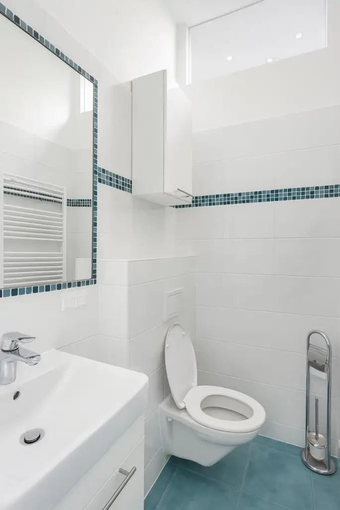 Stilvolle Altbauwohnung mit Balkon in begehrter Lage des 18. Bezirks – unbefristete Miete