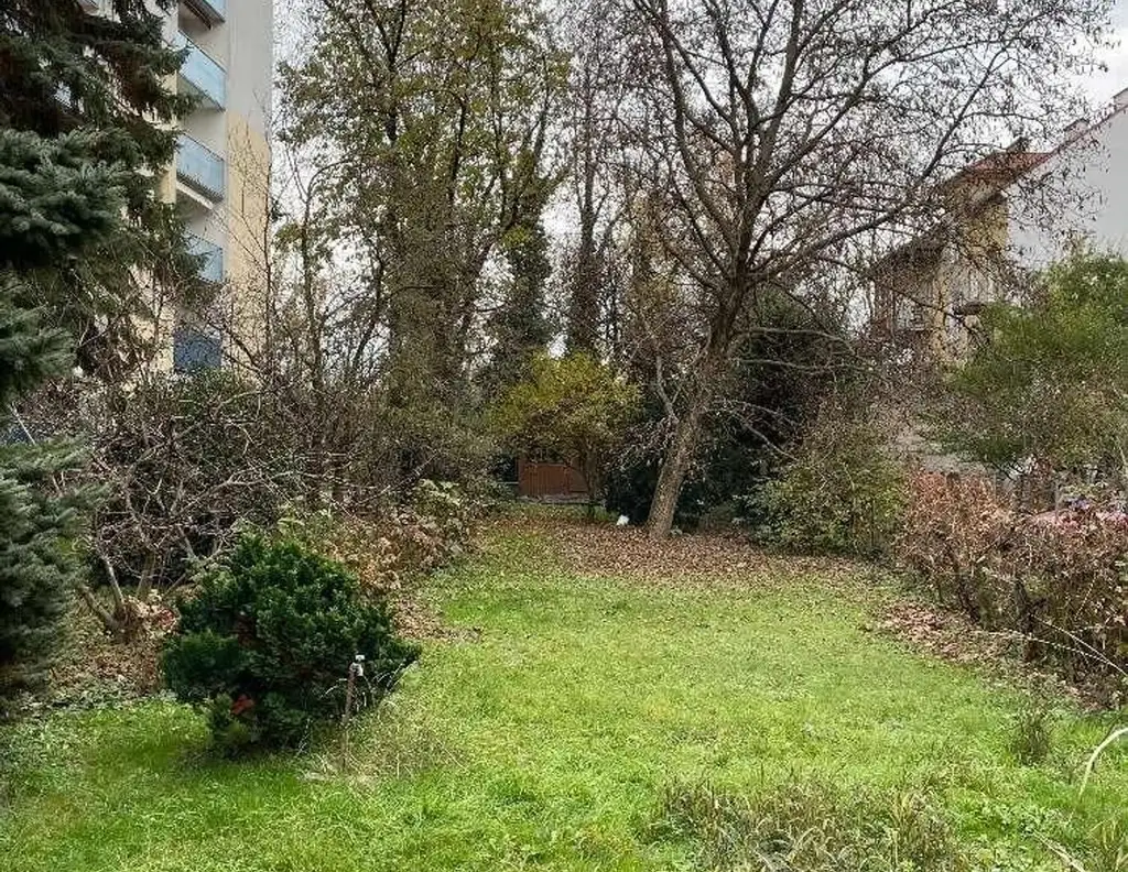 Baugrundstück / Baulücke (Provisionsfrei)